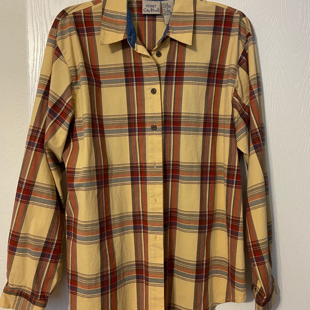 City Blues by Koret. Size Medium